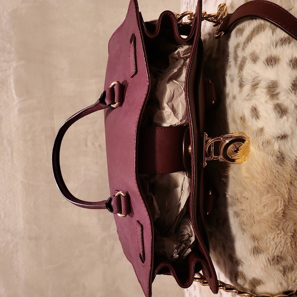 Michael Kors Large Hamilton Tote Maroon W/ Goldtone Hardware Large - BOGO HALF - Picture 9 of 12